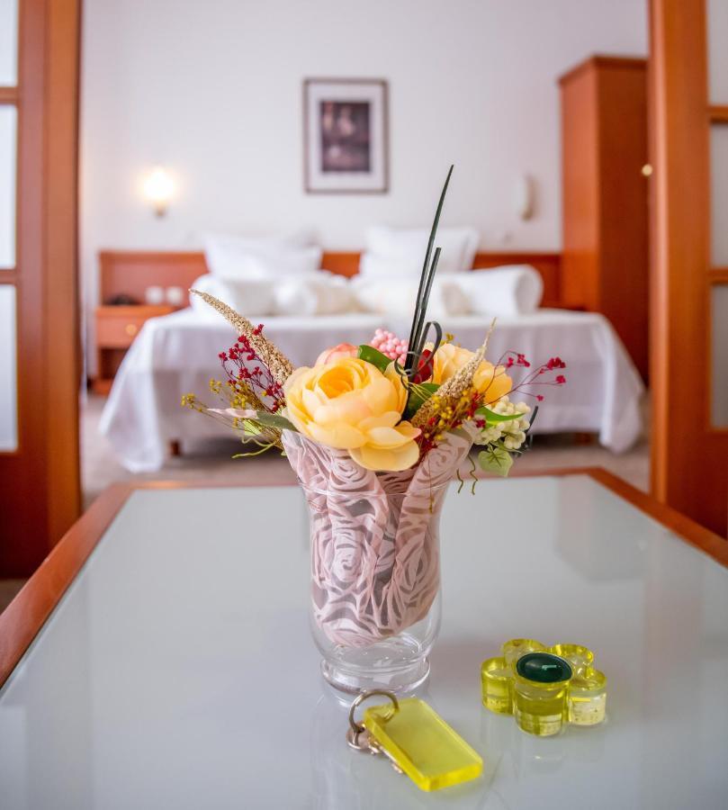 Hotel Integra Doboj Extérieur photo