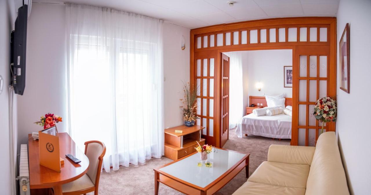 Hotel Integra Doboj Extérieur photo