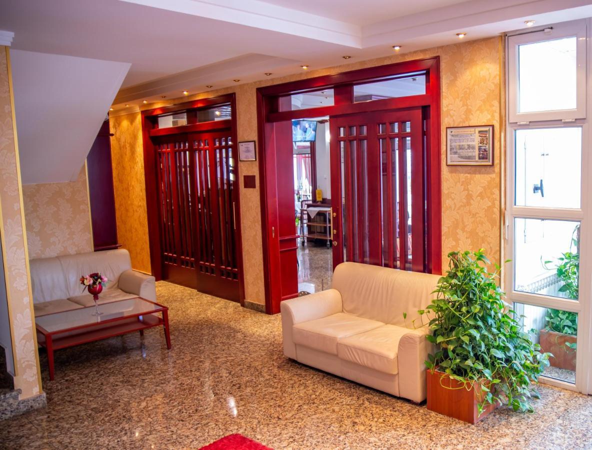 Hotel Integra Doboj Extérieur photo