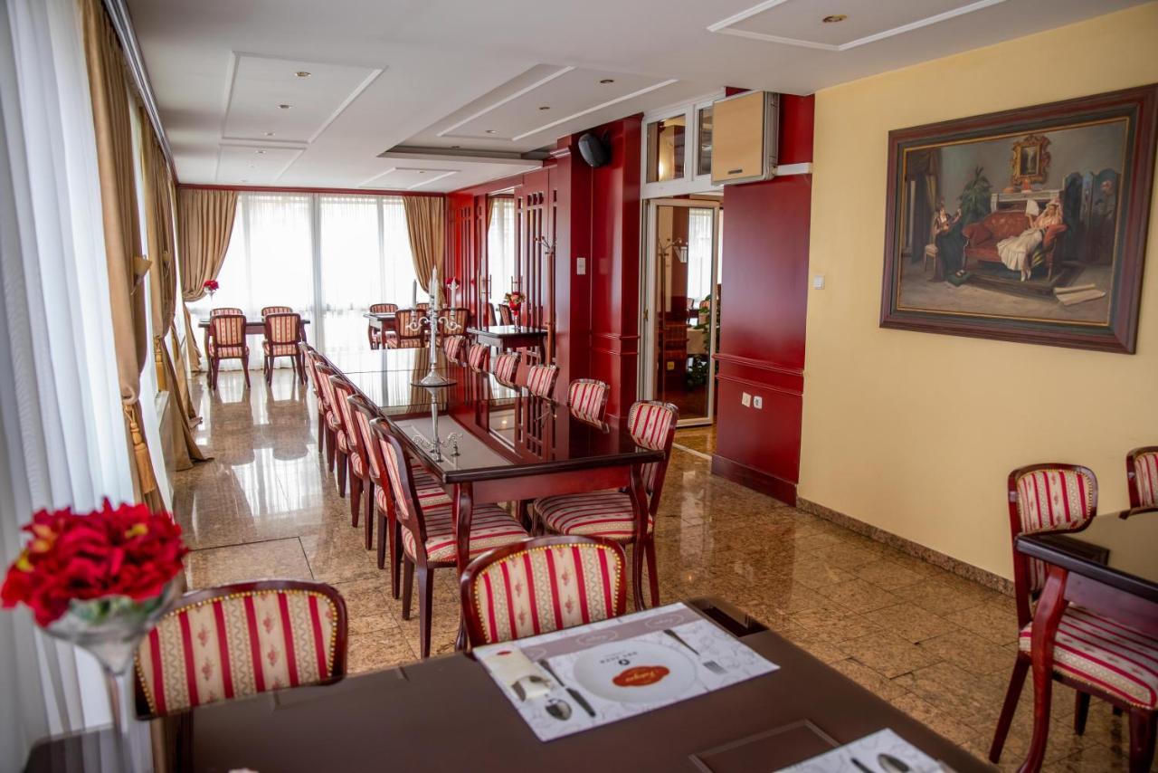 Hotel Integra Doboj Extérieur photo